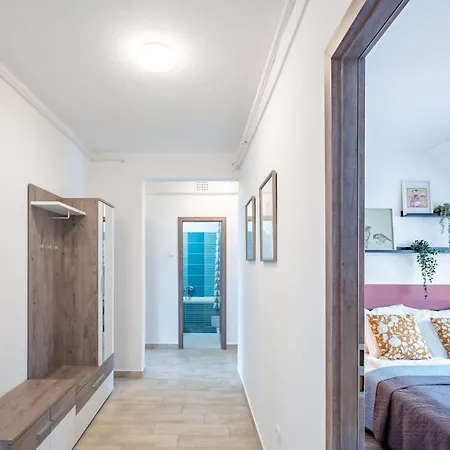 - Comfy - Close To Castle Apartman Eger