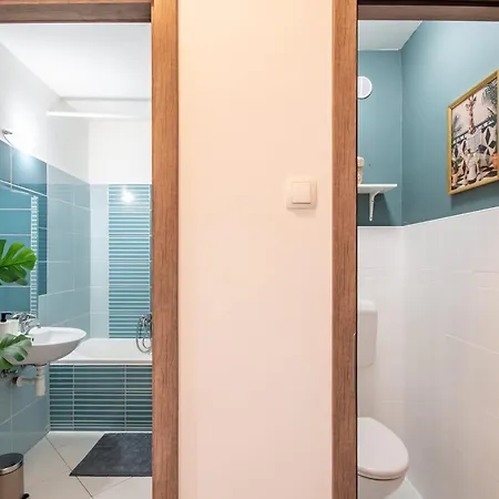 Apartman - Comfy - Close To Castle Eger