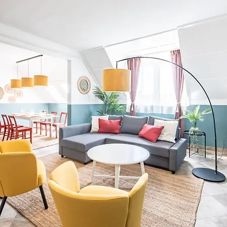 Apartman - Comfy - Close To Castle Eger